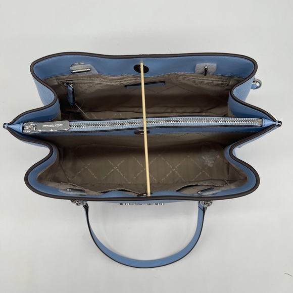 Michael Kors Teagen Bag & Continental Wallet - Picture 8 of 14